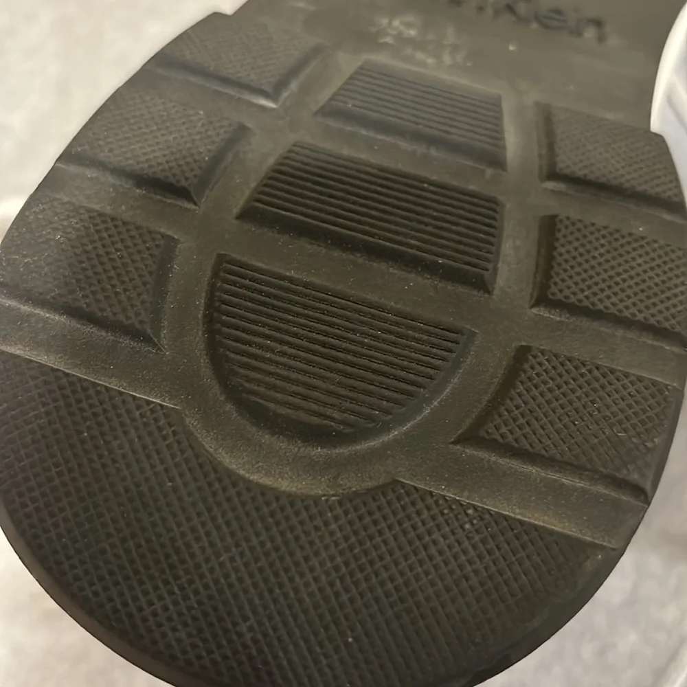Calvin klein sneakers‎